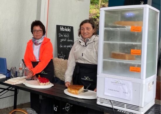 Kuchenverkauf zugunsten der LandFrauenKasse