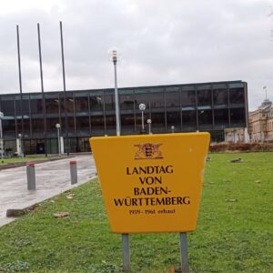 KreisLandFrauen on Tour: Besuch im Landtag