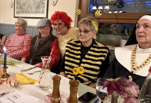 Kunterbunt und fröhlich